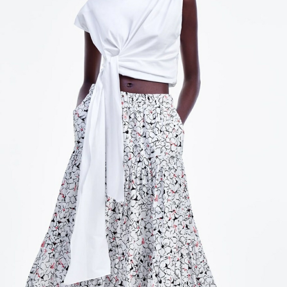Zara floral skirt